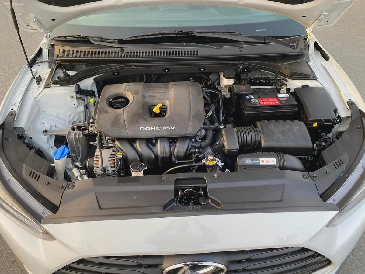 2019 Hyundai Veloster GLS - American Specs-12-12