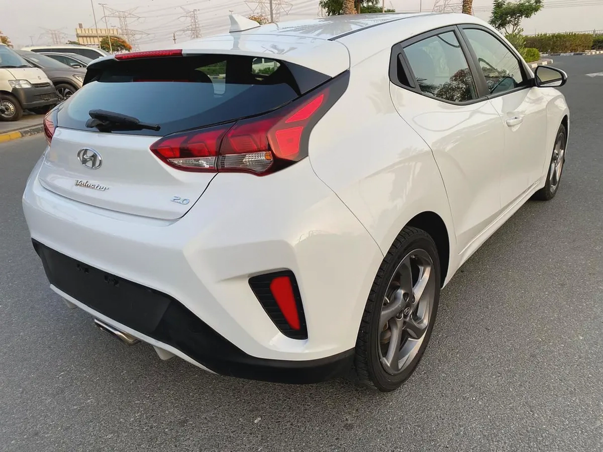 2019 Hyundai Veloster GLS - American Specs-4-4