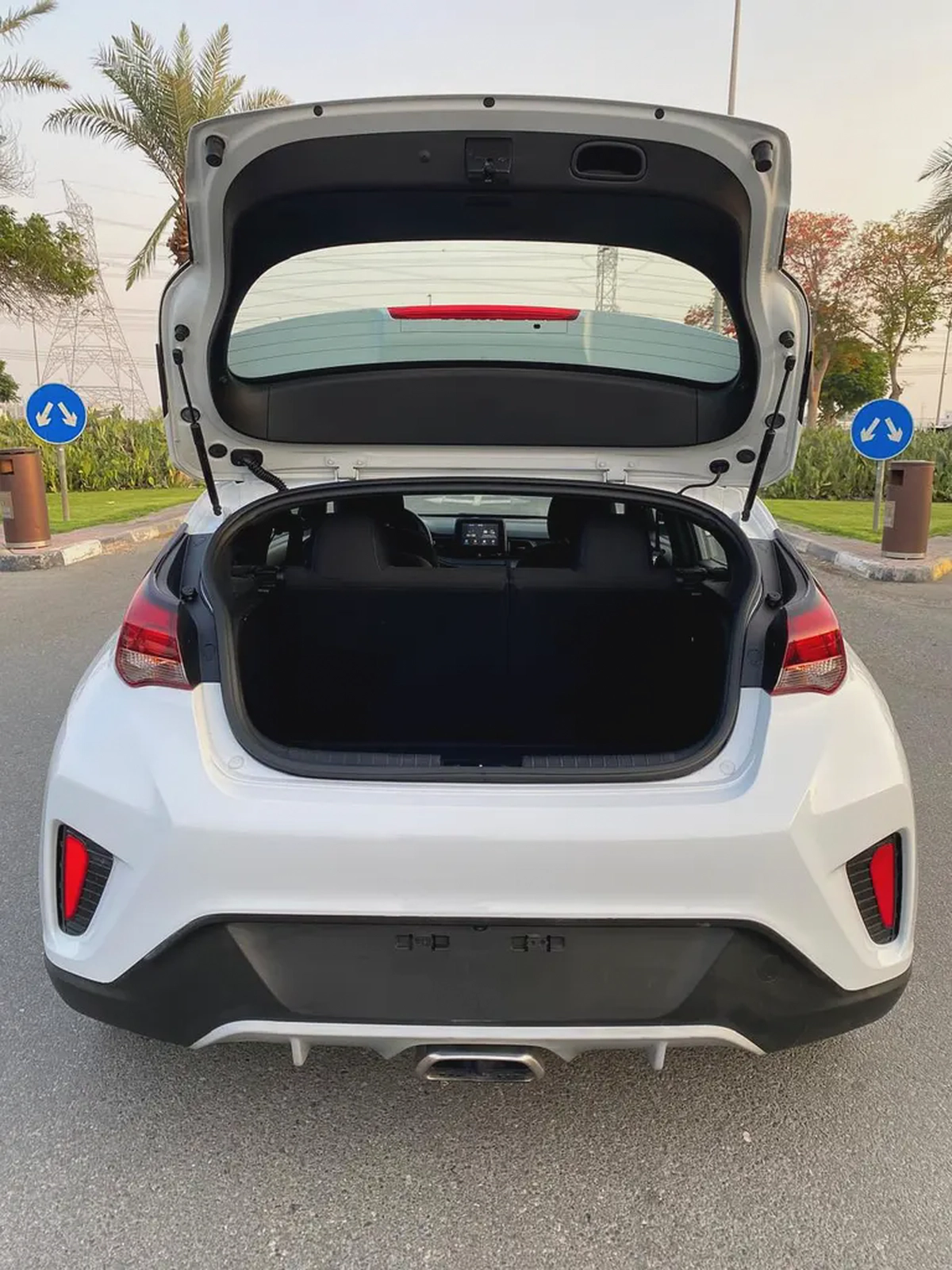 2019 Hyundai Veloster GLS - American Specs-7-7