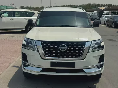 Nissan Patrol SE 2018 white color GCC calen car-0