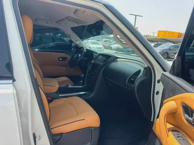 Nissan Patrol SE 2018 white color GCC calen car-12