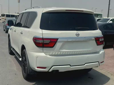 Nissan Patrol SE 2018 white color GCC calen car-7