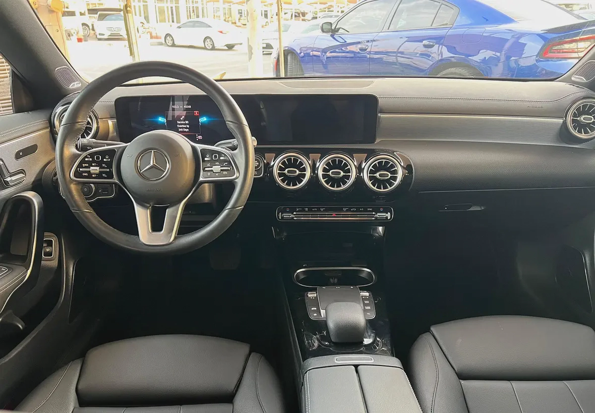 MERCEDES CLA250 2021-6-6