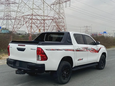 Toyota Hiulx 2025 adventure Diesel-8
