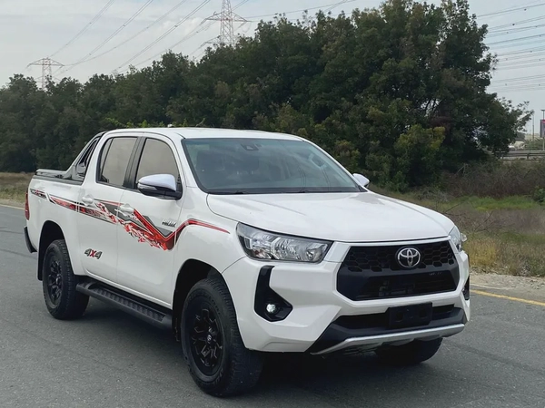 Toyota Hiulx 2025 adventure Diesel