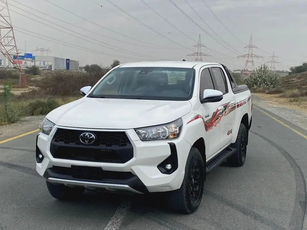 Toyota Hiulx 2025 adventure Diesel