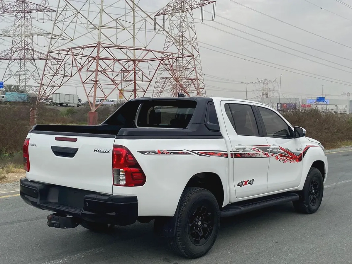 Toyota Hiulx 2025 adventure Diesel-8-8