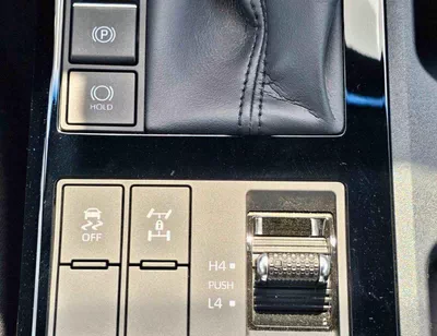 Toyota Prado ALL ROUNDER TURBO 2.4L PETROL ALL ROUNDER || MID OPTION || 2.4L PETROL V4 || LETHAER WITH DRIVER PWR SEAT || COOL BOX (CODE#PPARS)-22