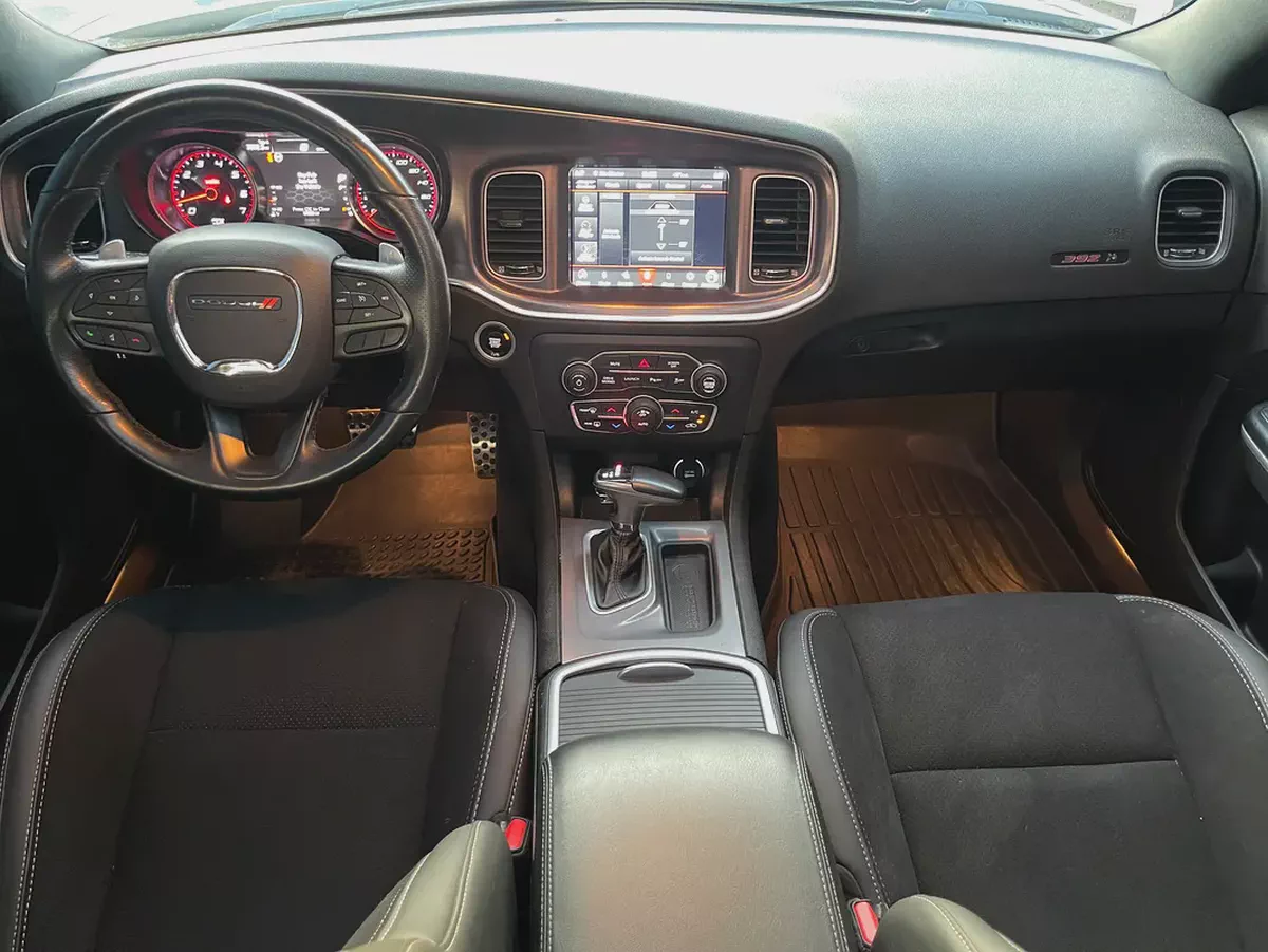 دودج تشارجر 2020 سكات باك srt وارد بحاله ممتازه-6-6