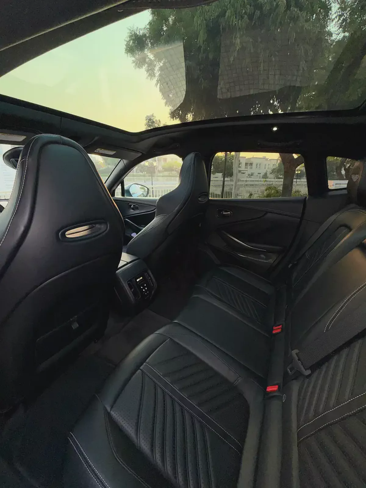 2024 Aston Martin DBX 707 | American Specs | Pristine Condition-9-9