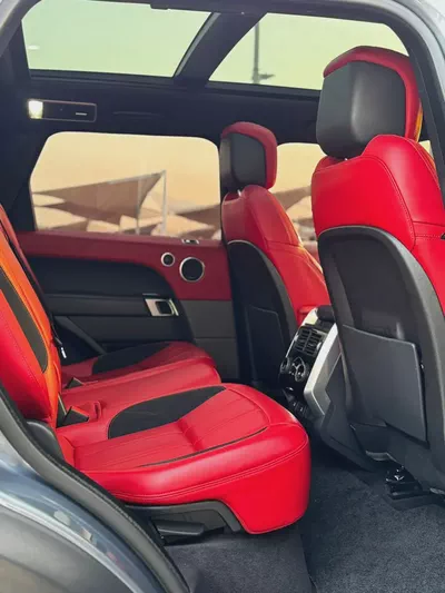 RANGE ROVER (2018) //SPORT//HSE//6 CYLINDER GCC// ORIGINAL PAINT //-16