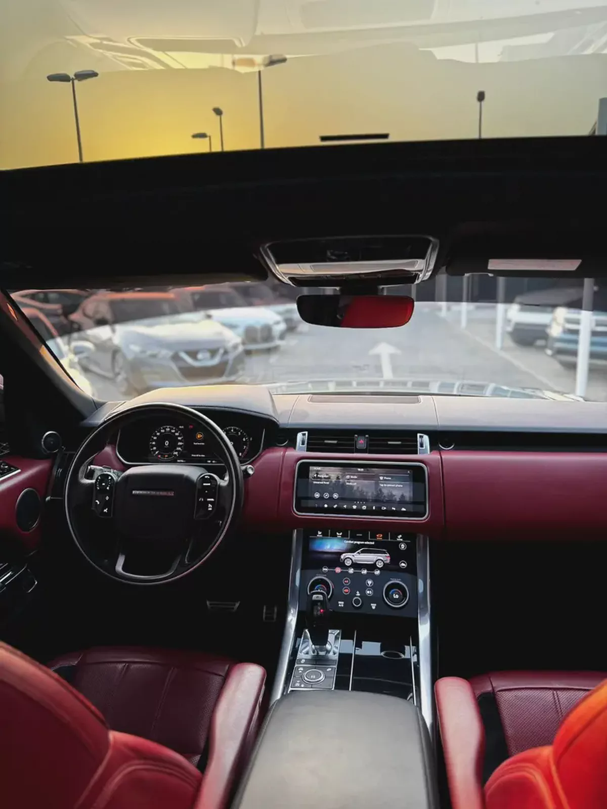 RANGE ROVER (2018) //SPORT//HSE//6 CYLINDER GCC// ORIGINAL PAINT //-12-12