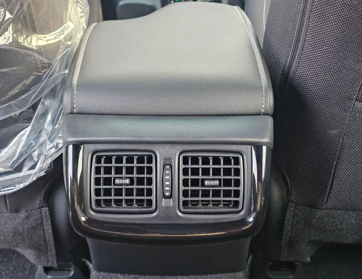 Toyota Hilux ADVENTURE EXL DOUBLE CABIN || 4.0L V6 PETROL | AIR COMPRESSOR | ROLLBAR | 360*CAMERA | FR&RR P/SENSOR (CODE#HP-24-0