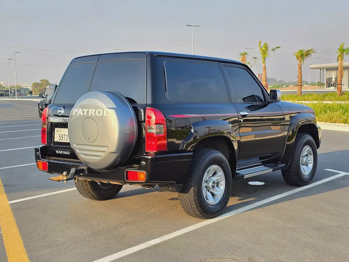 Nissan Patrol Safari 2012 GCC Specs-4-4