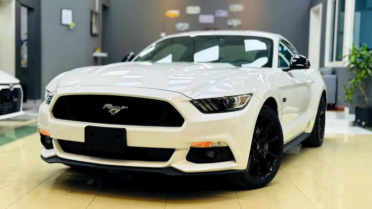 Ford Mustang GT 2017 GCC Specs Manual Transmission-12-12