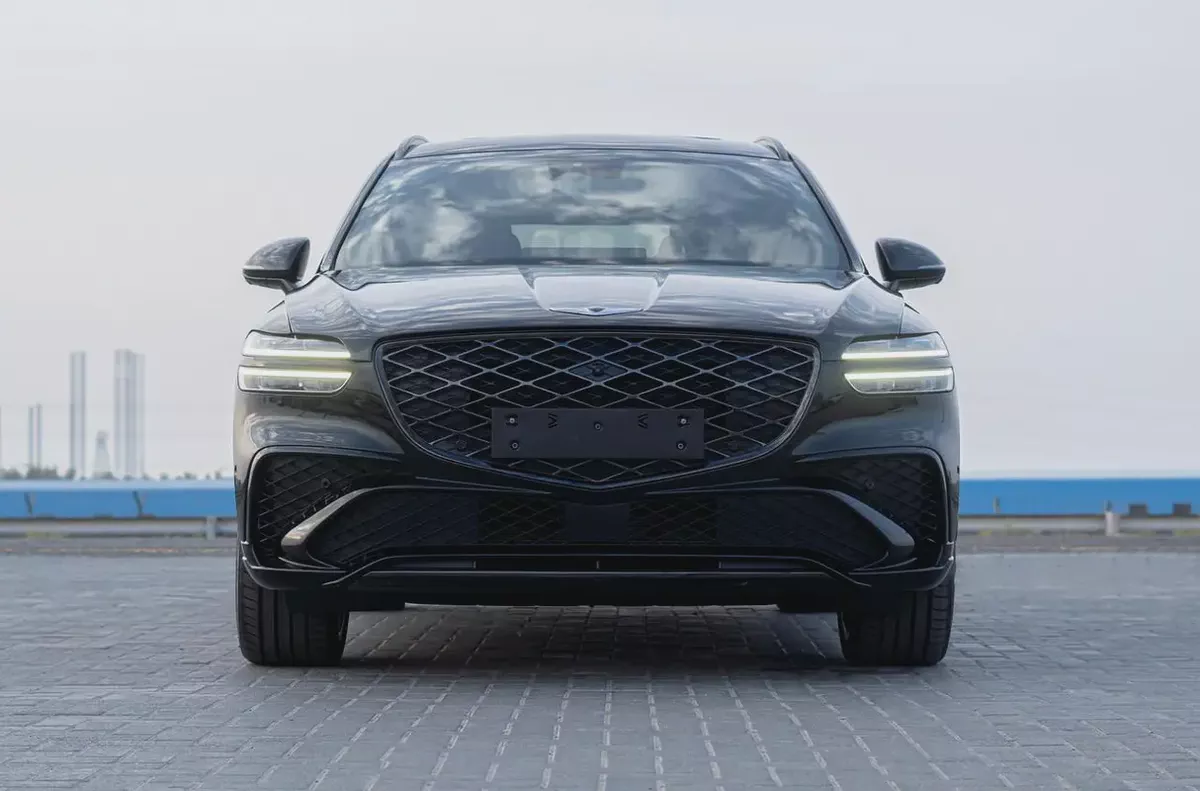 GENESIS GV70 BASE 2025 BLACK-2-2