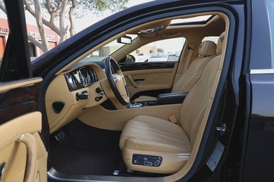 Bentley Flying Spur W12 2014 GCC Specs-71000km-EXCELLENT CONDITION-9