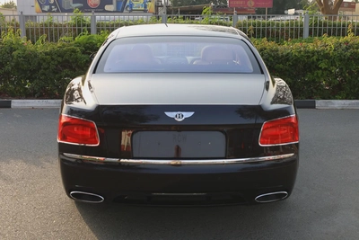 Bentley Flying Spur W12 2014 GCC Specs-71000km-EXCELLENT CONDITION-6