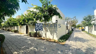 Luxurious 4 bedrooms villa available for rent in Sharjah sustainable city for 145,000 AED yearly-0