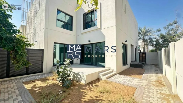 Luxurious 4 bedrooms villa available for rent in Sharjah sustainable city for 145,000 AED yearly