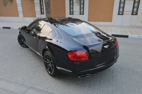 BENTLEY CONTINENTAL GT-113000km-2013-GCC SPECS-FULL SERVICE HISTORY-EXCELLENT CONDITION