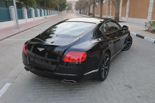 BENTLEY CONTINENTAL GT-113000km-2013-GCC SPECS-FULL SERVICE HISTORY-EXCELLENT CONDITION