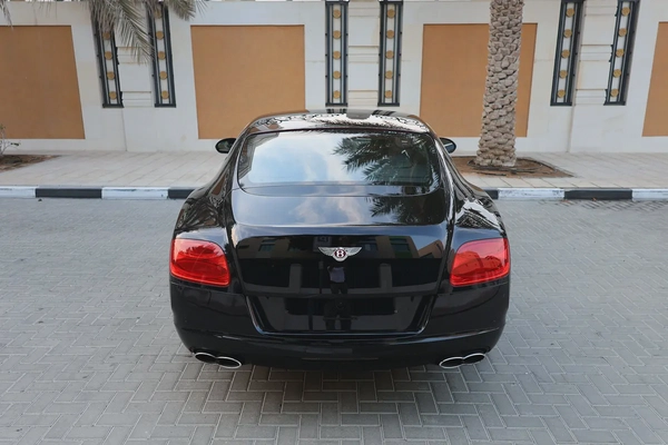 BENTLEY CONTINENTAL GT-113000km-2013-GCC SPECS-FULL SERVICE HISTORY-EXCELLENT CONDITION