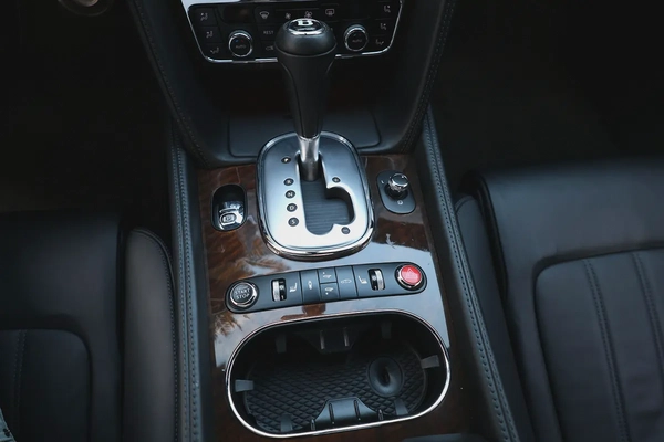 BENTLEY CONTINENTAL GT-113000km-2013-GCC SPECS-FULL SERVICE HISTORY-EXCELLENT CONDITION