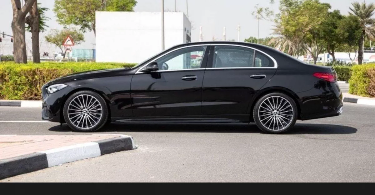 2023 Mercedes-Benz C 200 – Luxury Sport Sedan-16-16