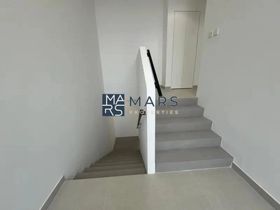 Elegant Lavish 3BR Villa in Massar 145k-9