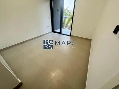 Elegant Lavish 3BR Villa in Massar 145k-4