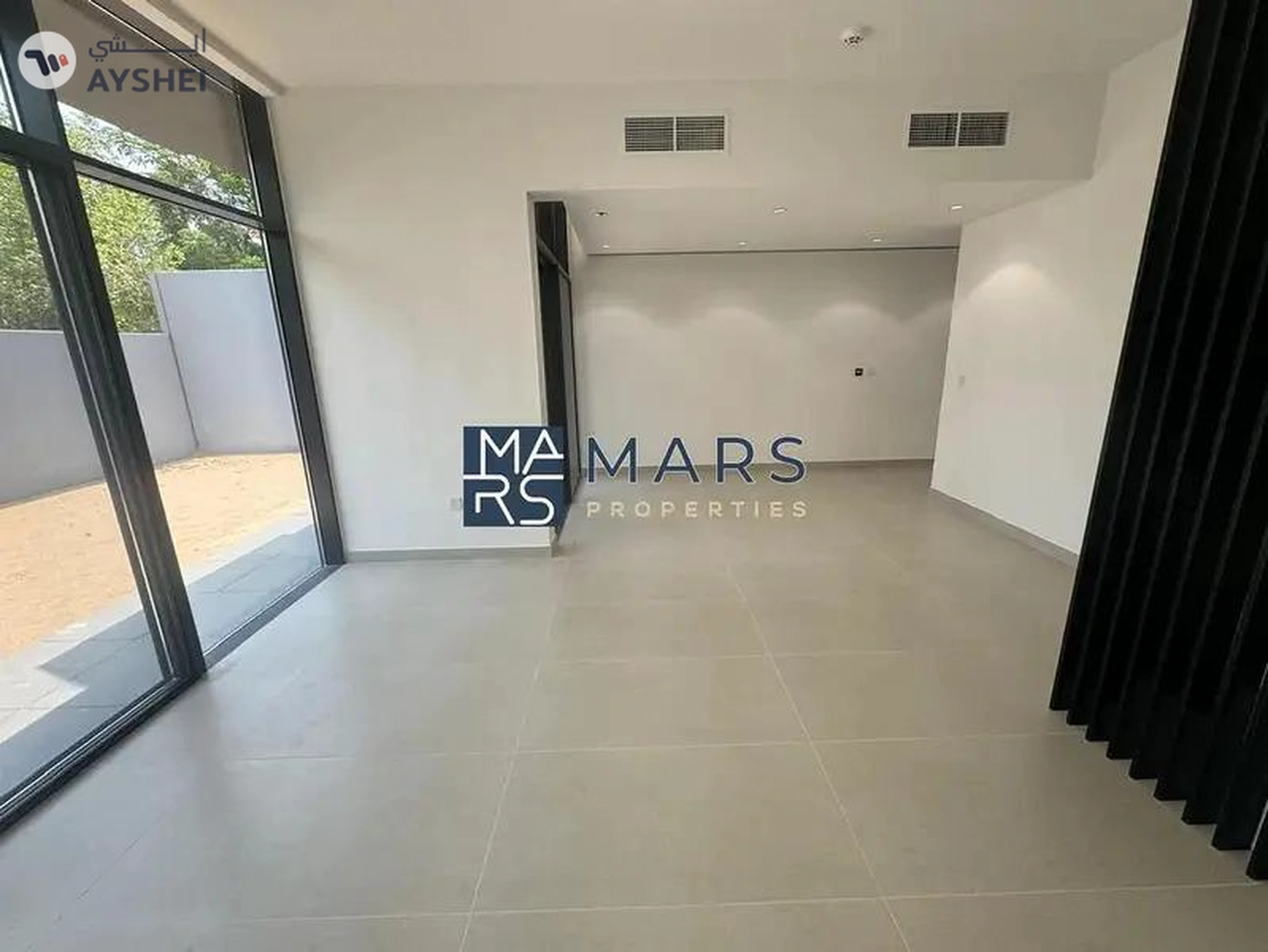 Elegant Lavish 3BR Villa in Massar 145k-15-15