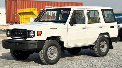 Toyota Land Cruiser 70 LC76 LX LX TOYOTA LAND CRUISER LC76 4.2D MT MY2025 – WHITE-0