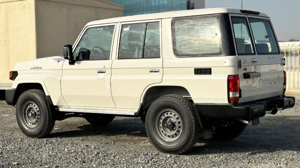 Toyota Land Cruiser 70 LC76 LX LX TOYOTA LAND CRUISER LC76 4.2D MT MY2025 – WHITE-2-0