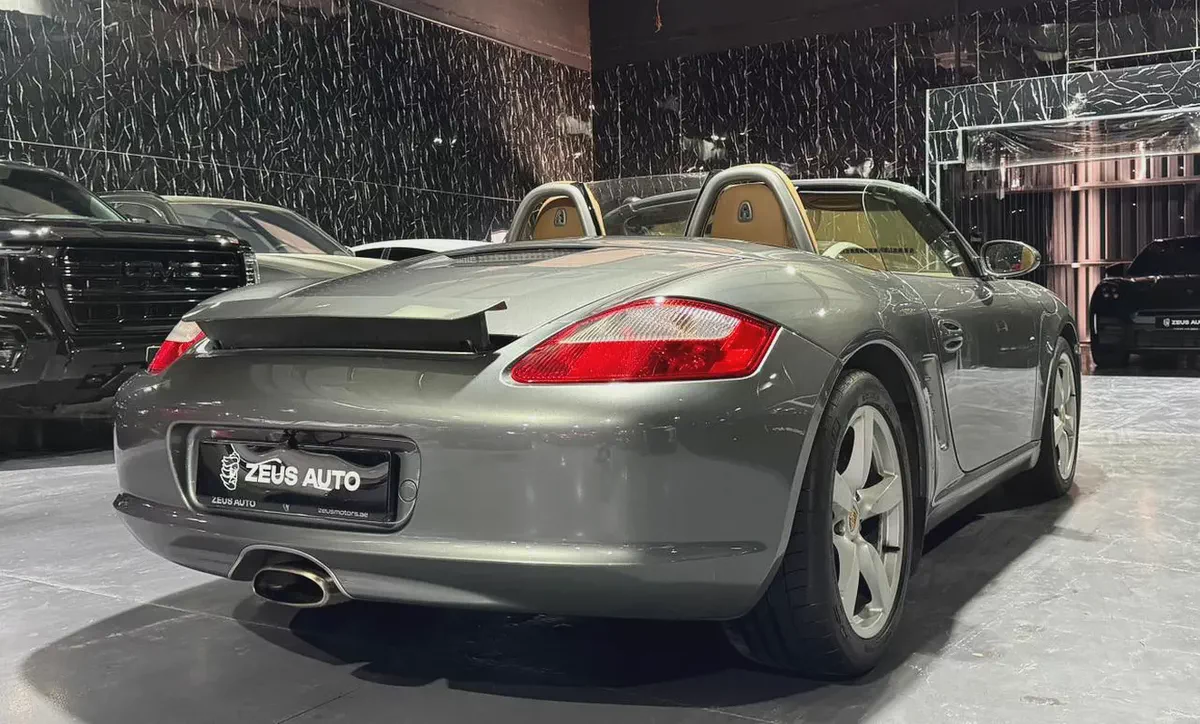Porsche Boxster 2006 | Japanese specs | Original Paint | Well maintained-3-3