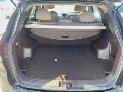 Hyundai tucson 2015 balck color GCC calen car-2