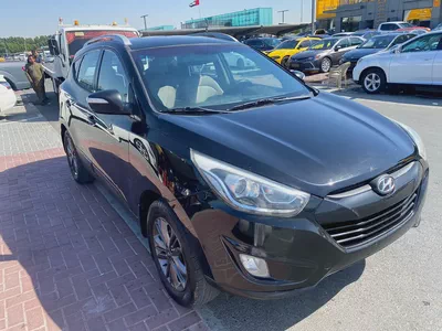 Hyundai tucson 2015 balck color GCC calen car-8