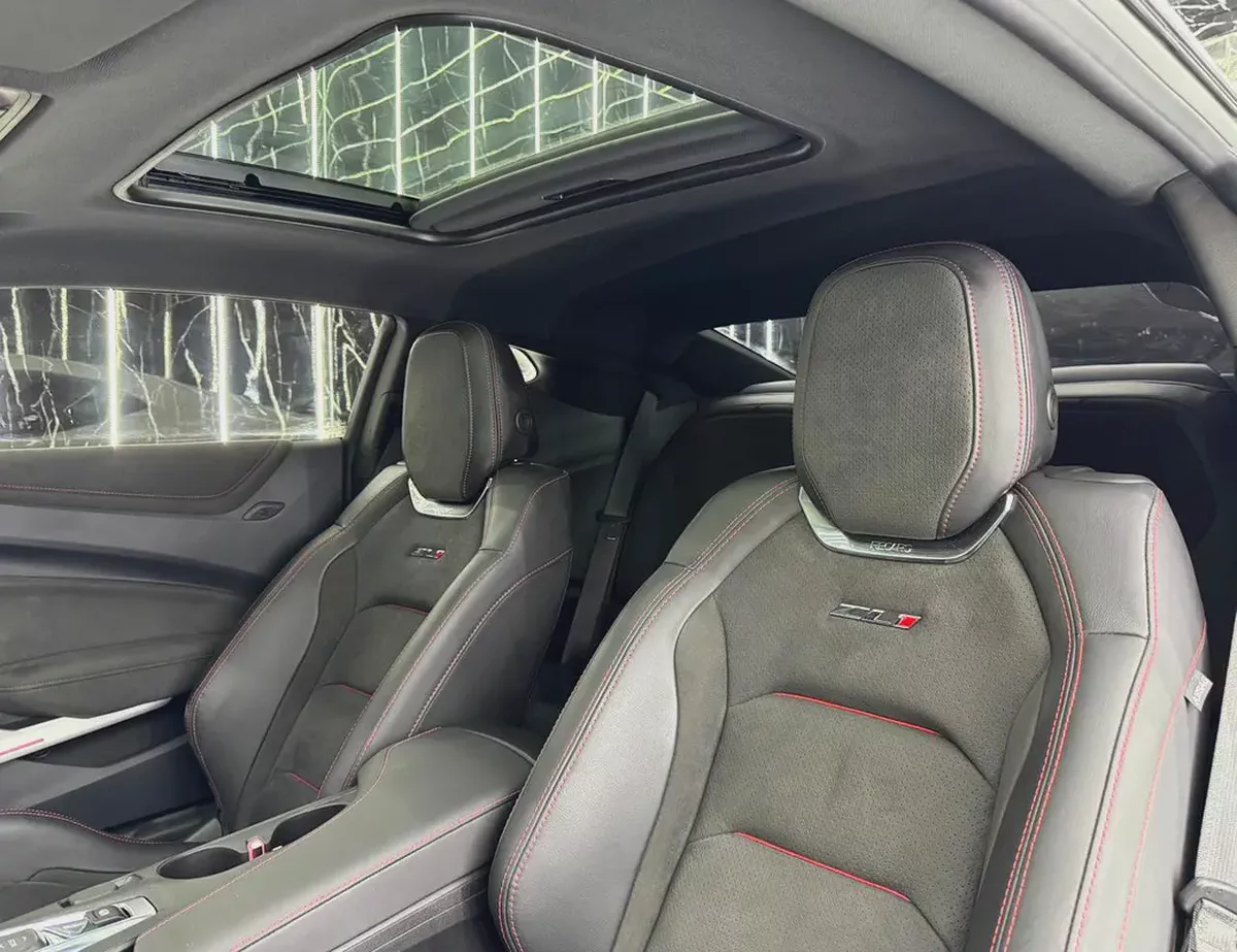 2023 Chevrolet Camaro ZL1 | 6.2L V8 | GCC | Low Mileage | Well Maintained-16-16