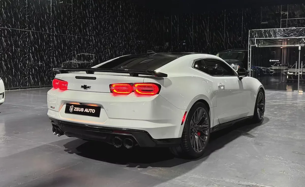 2023 Chevrolet Camaro ZL1 | 6.2L V8 | GCC | Low Mileage | Well Maintained-3-3