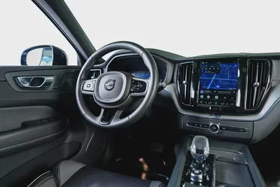 Volvo XC60 B5-Ultimate Dark-GCC-Al Futtaim Warranty And Service Contract- Mint Condition-11