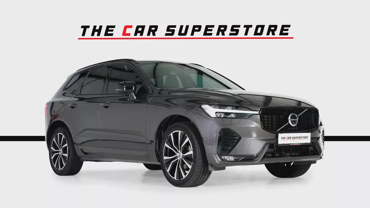 Volvo XC60 B5-Ultimate Dark-GCC-Al Futtaim Warranty And Service Contract- Mint Condition-1-1