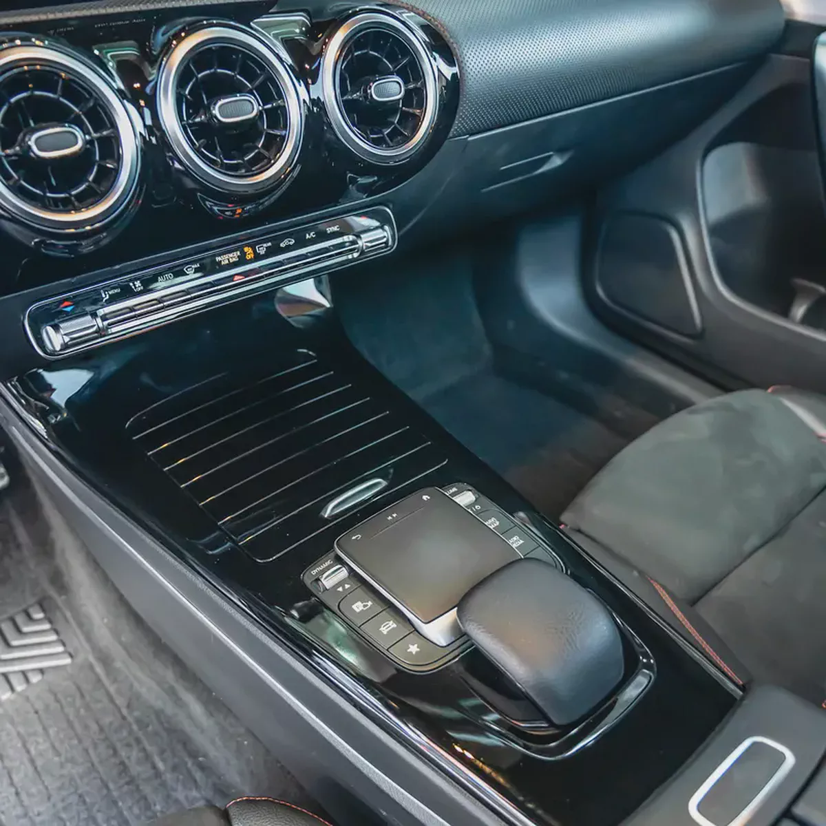 2022 MERCEDES CLA200 DONE 55,000KM-6-6