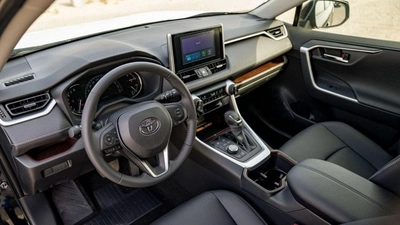 Toyota RAV4 LIMITED 2.0P AT 4X2 MY2024-6