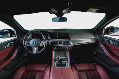 BMW X6 M40 i M Sport-crystal package-Warranty  Service package available-Special Color-9