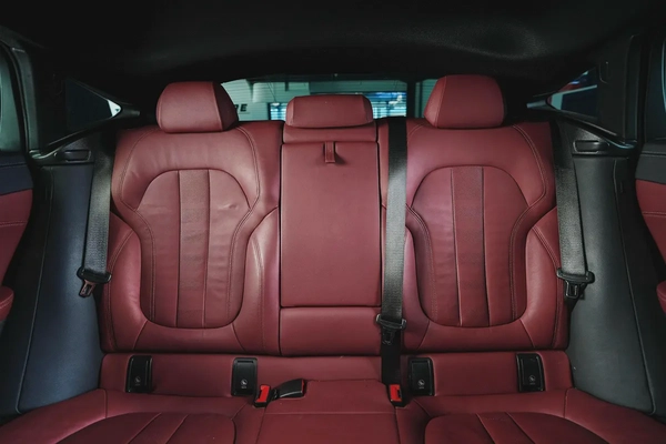 BMW X6 M40 i M Sport-crystal package-Warranty Service package available-Special Color