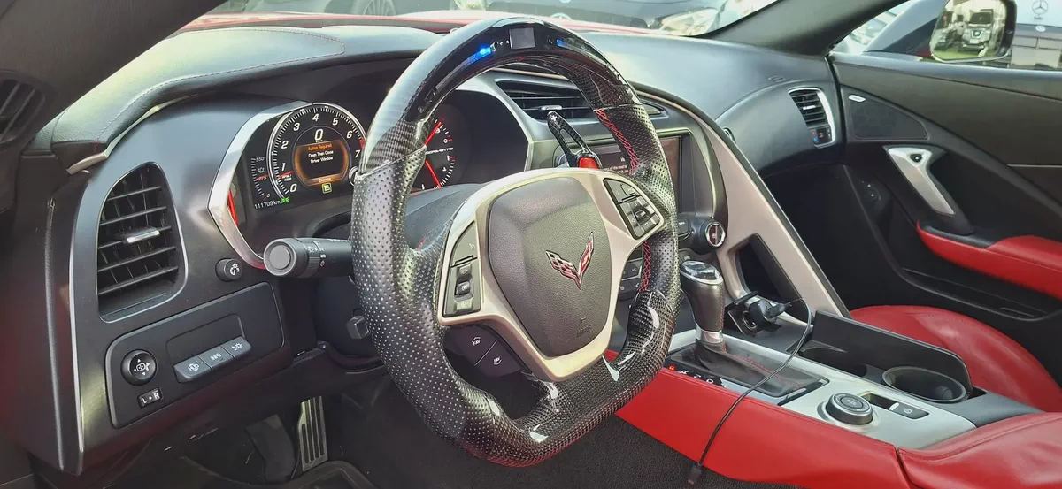 Corvette Stingray 1LT 2017 GCC Specs-9-9