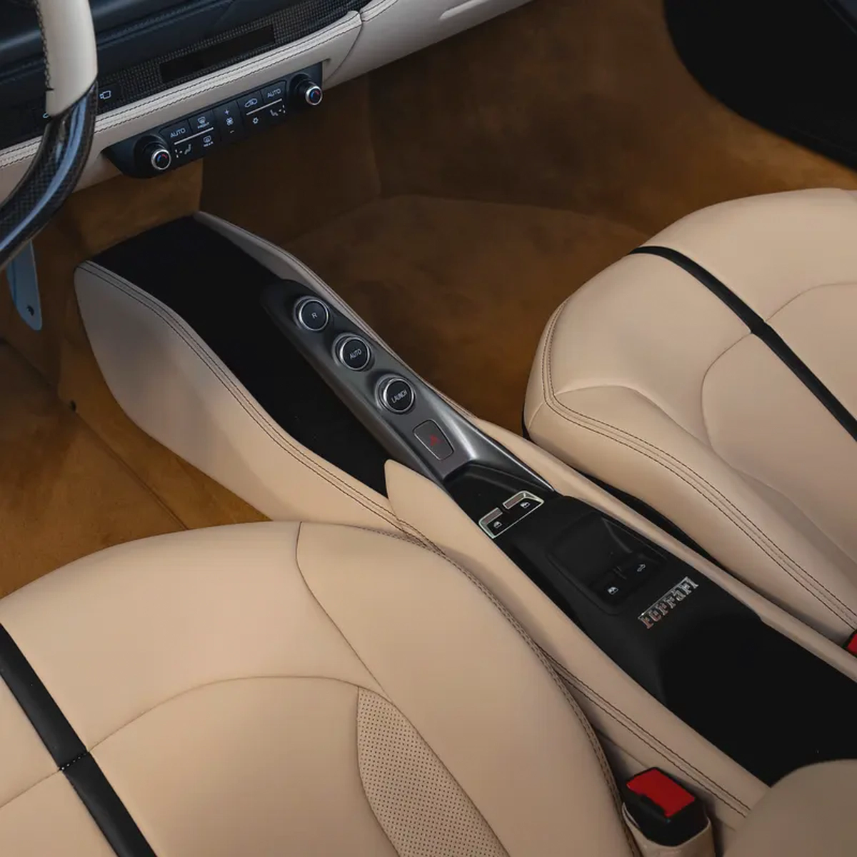 VERY LOW MILEAGE | 2021 F8 SPIDER | 20 INCH ALLOYS-13-13
