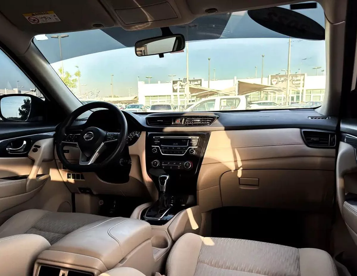 Nissan X Trail S 2.5 L | | GCC | Accident-Free | In Excellent Condition | 806 P.M-12-0