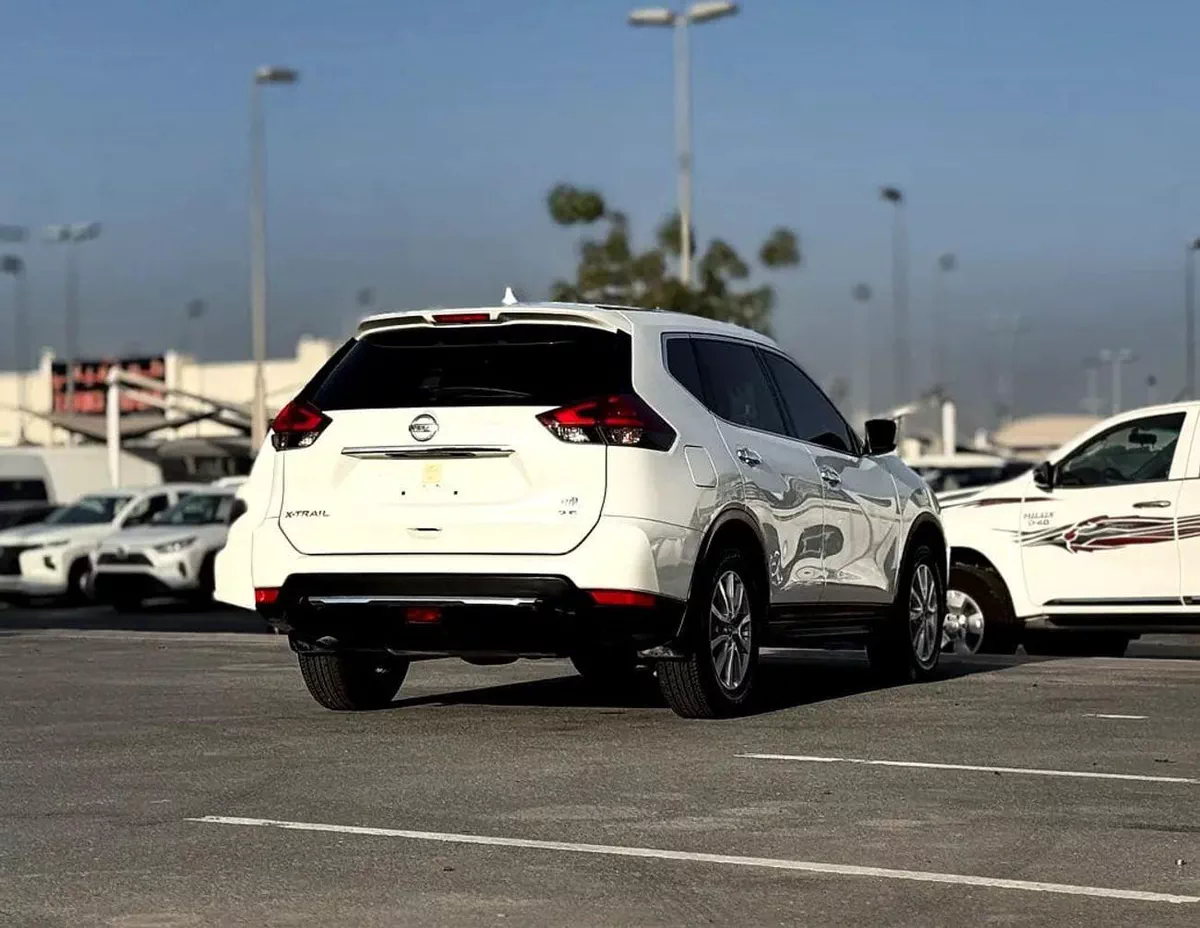 Nissan X Trail S 2.5 L | | GCC | Accident-Free | In Excellent Condition | 806 P.M-6-0