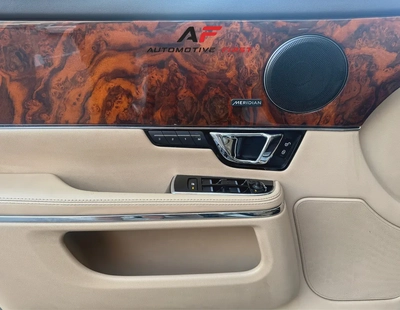 2014 Jaguar XJ Luxury (LWB) | GCC Specs-15